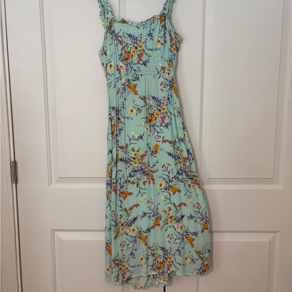 Lulu's Sleeveless Midi Dress